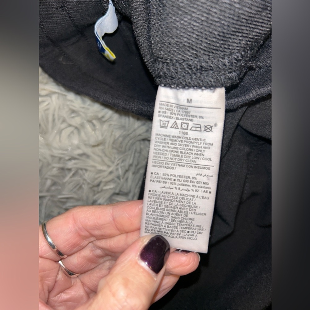 Old Navy Stretch Tech Joggers - image 3